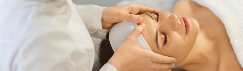 Stretch Mark Removal Using Advanced Skin Renewal Techniques Stretch mark removal treatment improving skin texture naturally